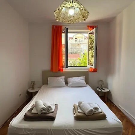 Ksenia Guesthouse Apartments And Studios Budva Exterior photo